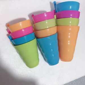 4er Set Trinkbecher mit integr. Strohhalm