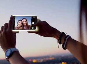 LED iPhone-Hülle mit Selfie Licht